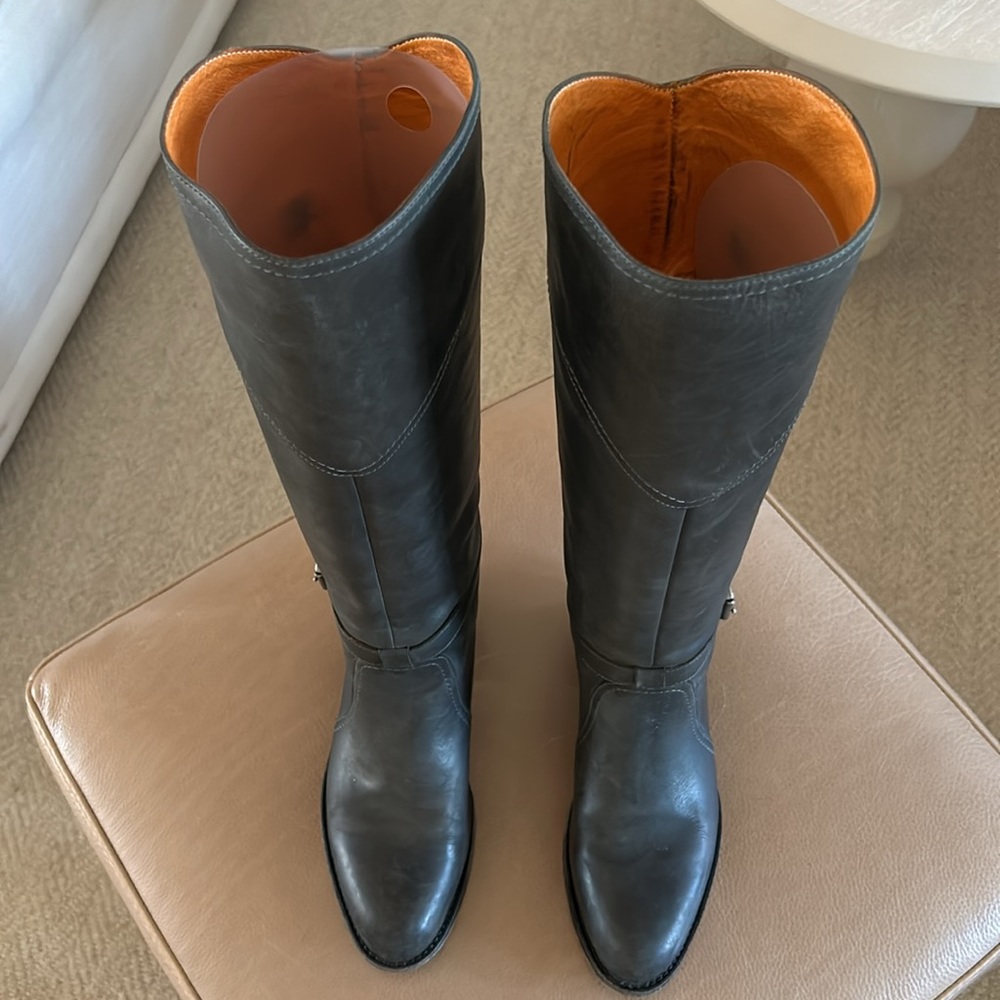 Frye belted boots in grey leather